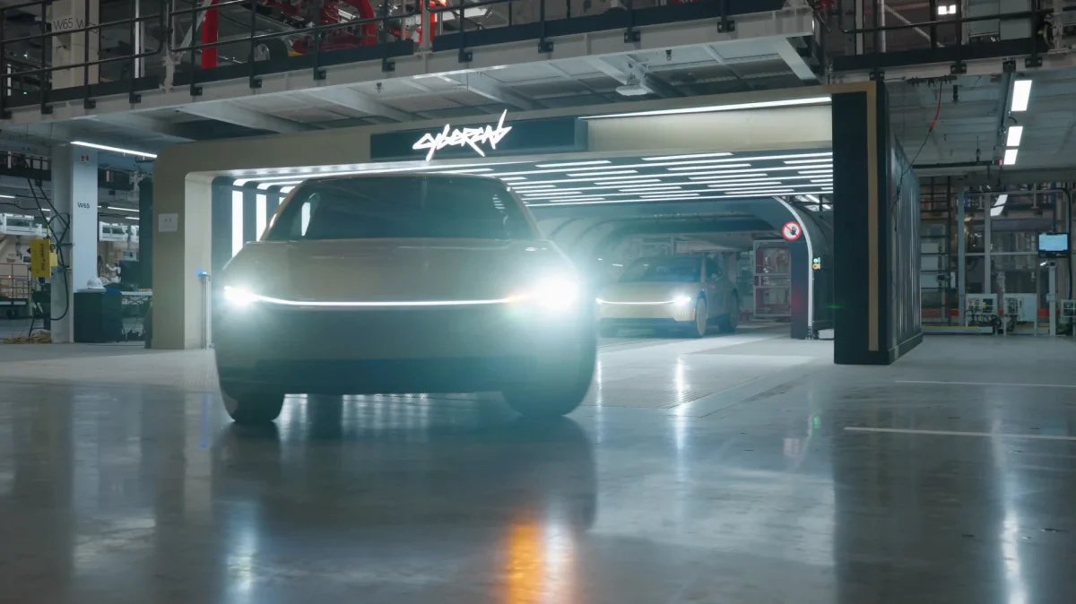 Tesla VP Lars Moravy reveals how FSD technology and onboard microphones are repl — Image 2